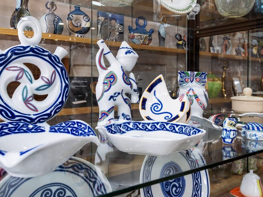 Menaje de hostelería en la tienda Bolivar de Narón