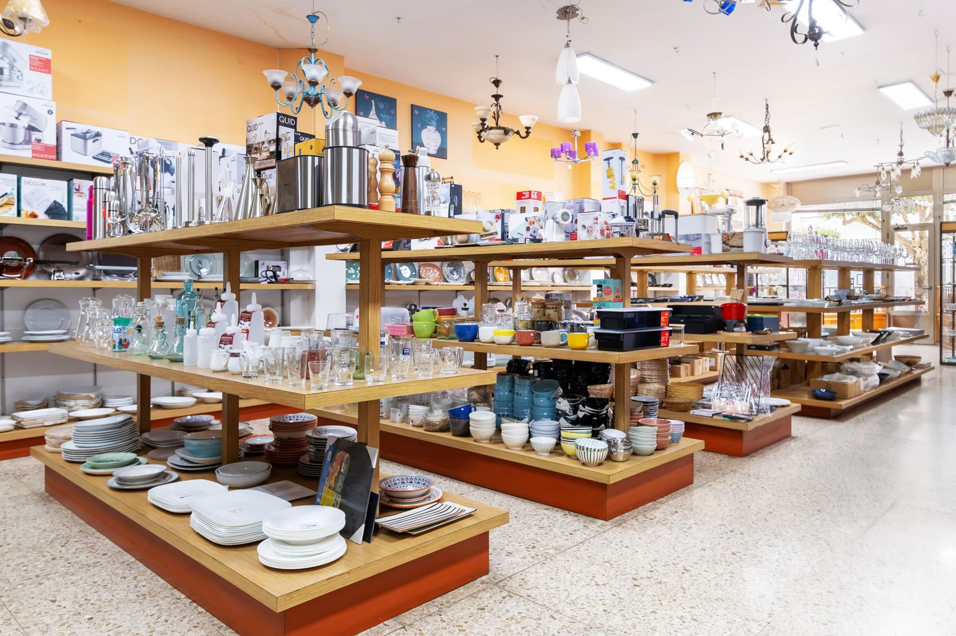 Tienda de menaje de cocina en Narón en Bolivar
